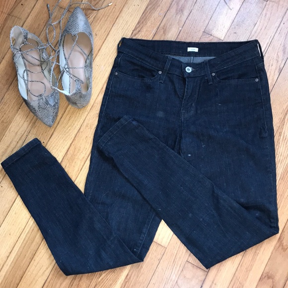 Levi Skinny Jeans - Picture 1 of 5